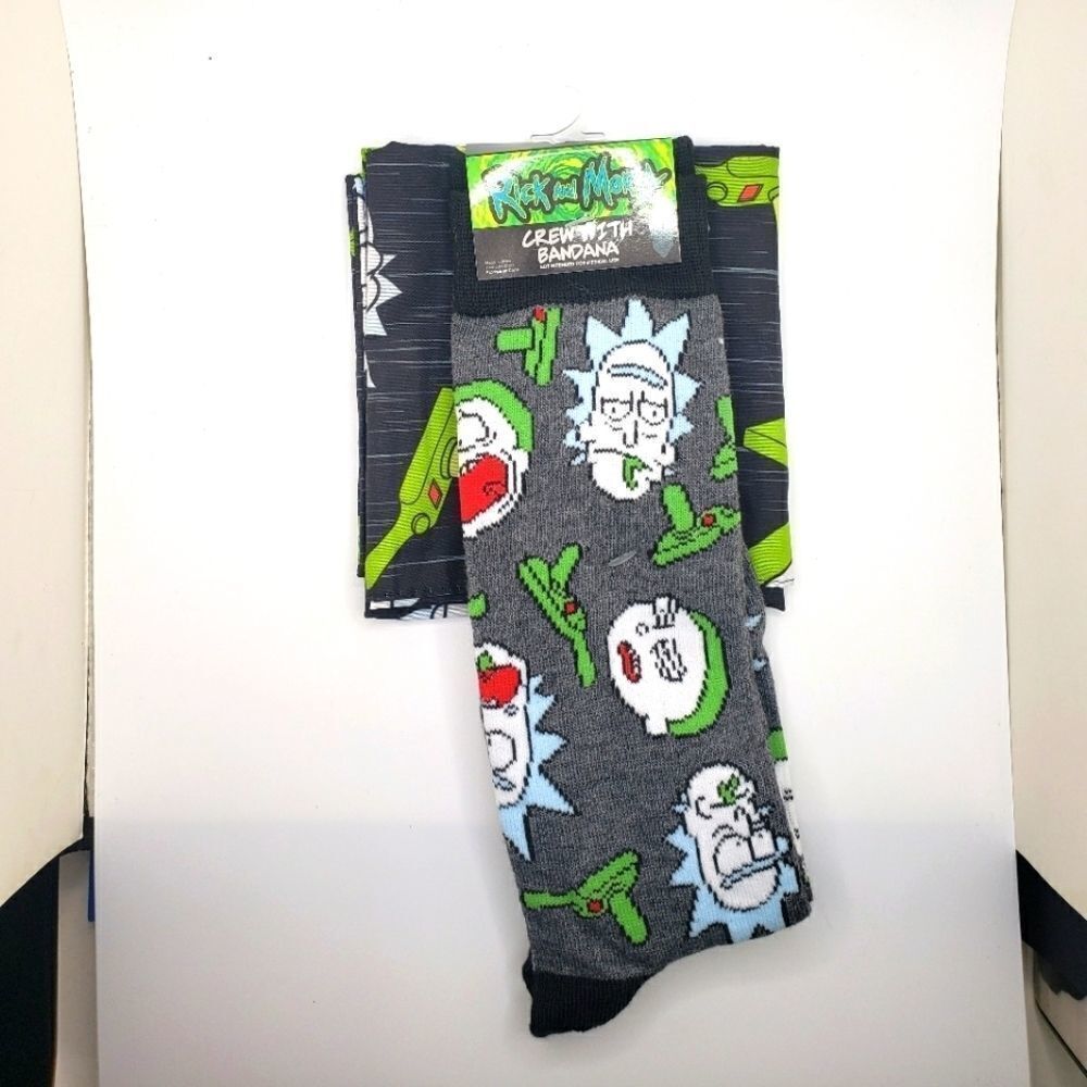 Adult Swim Rick And Morty Crew Socks With Matching Bandana